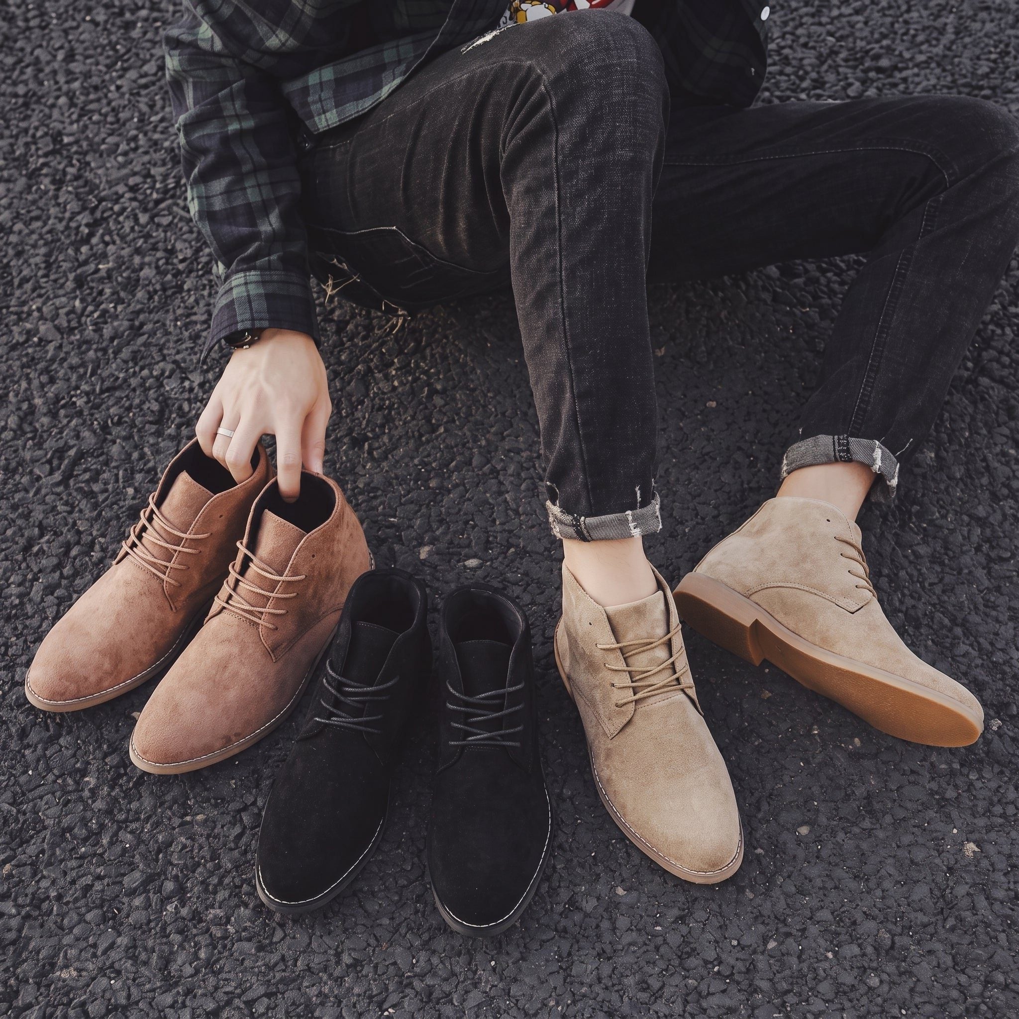 Lace-Up Pointed Toe Chukka Boots for Men - View 6
