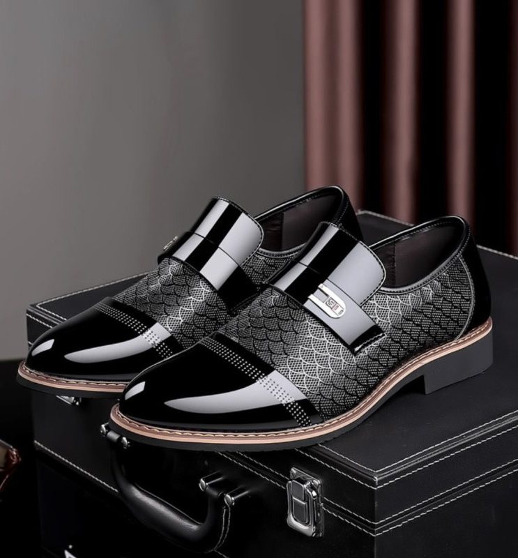 Lace-Up Pointed Toe Derby Shoes for Men - View 7